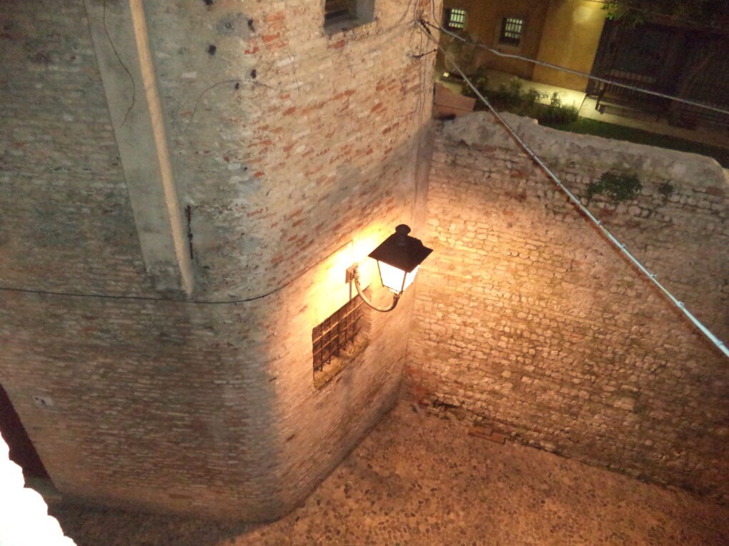 Scopri di più sull'articolo Cena poetica con Nguyen Chi Trung, Pordenone 27 giugno – foto
