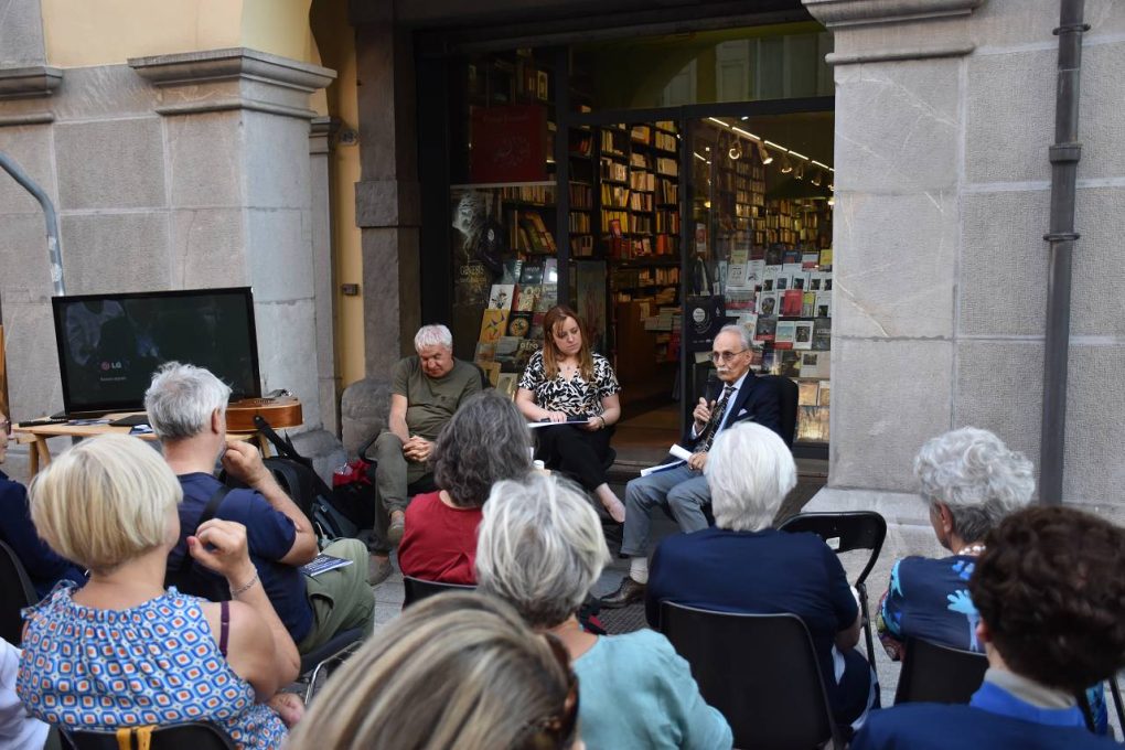 Scopri di più sull'articolo La notte dei lettori: Ator dal fogolâr. Prospettive contemporanee sulla tradizione – foto