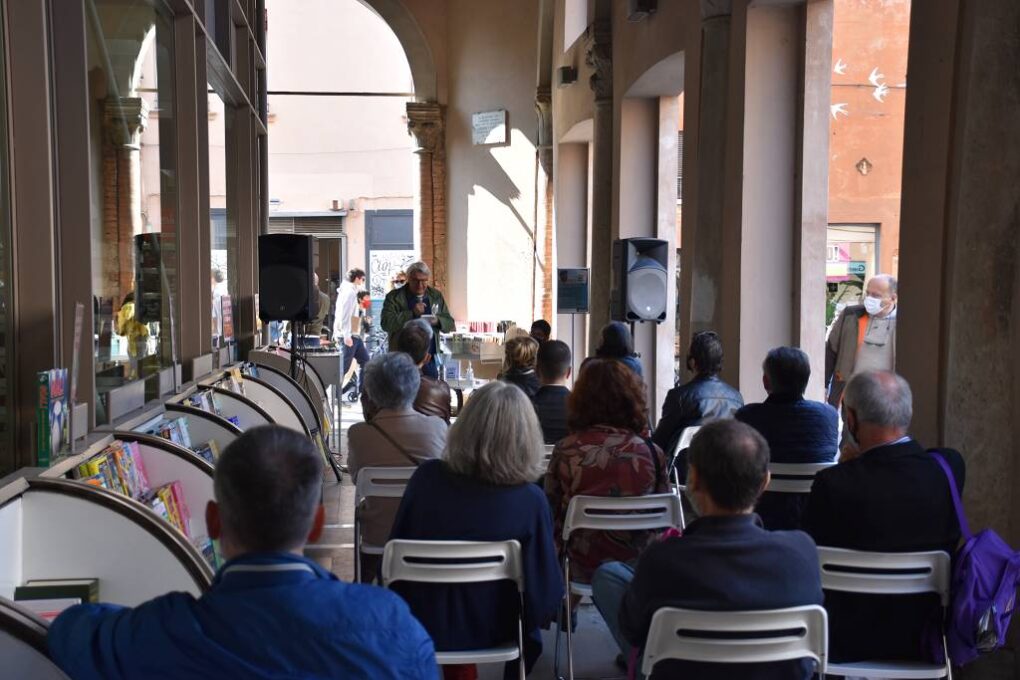 Scopri di più sull'articolo Dal sottovuoto a Ferrara – foto